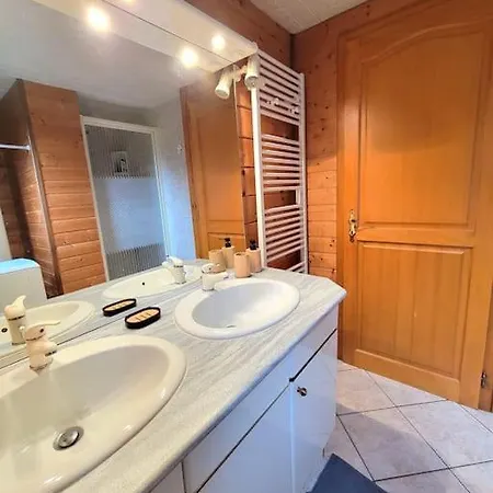 Goutelle, Paisible En Pleine Nature *