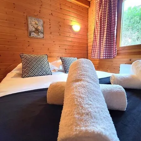 Goutelle, Paisible En Pleine Nature *